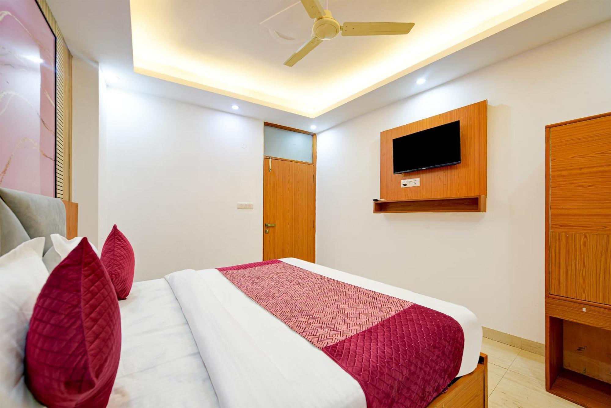 Airport Hotel Kiara - New Delhi Airport Εξωτερικό φωτογραφία