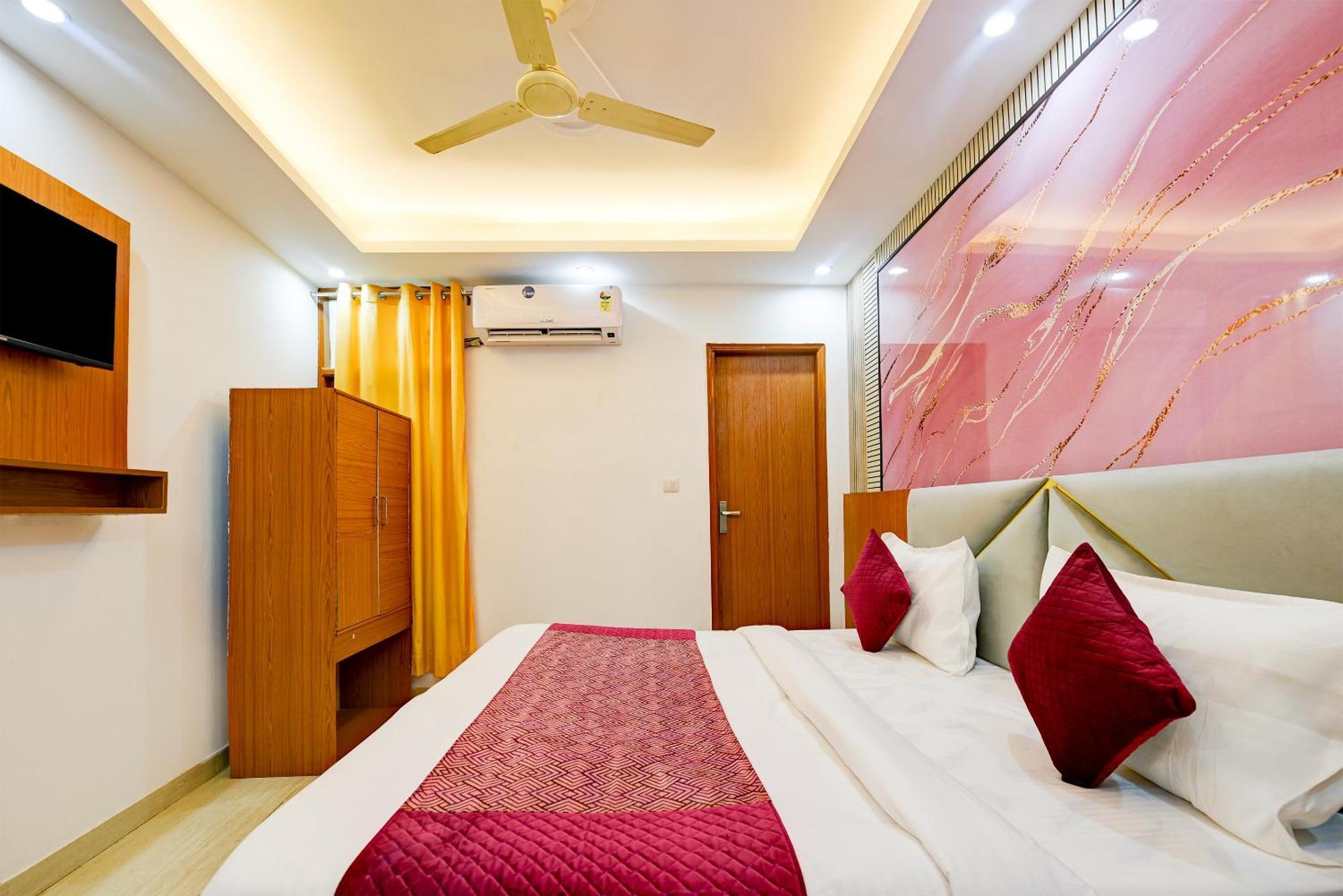 Airport Hotel Kiara - New Delhi Airport Εξωτερικό φωτογραφία