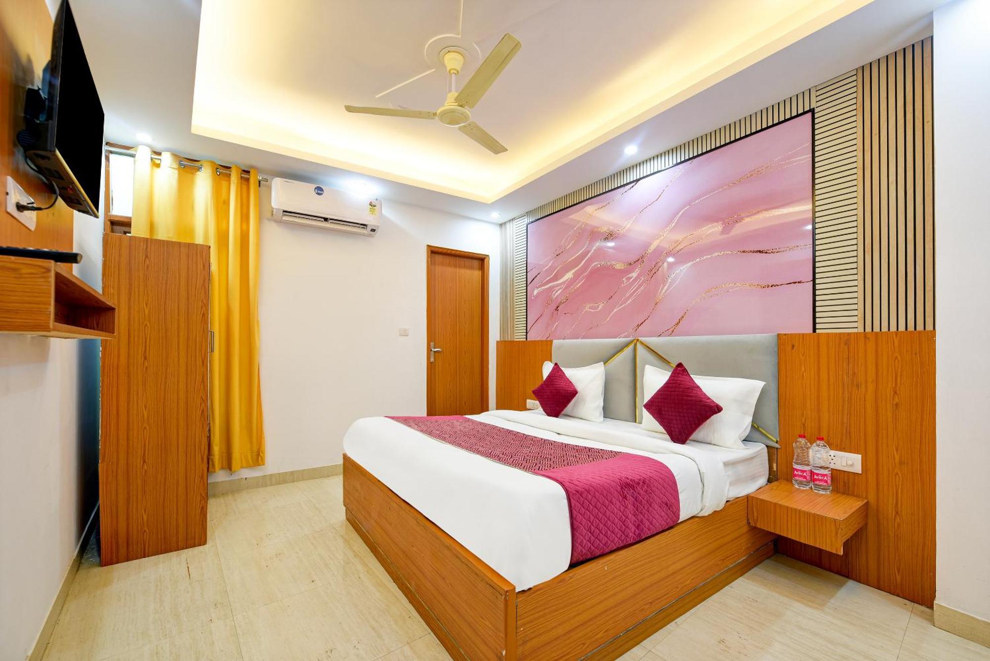 Airport Hotel Kiara - New Delhi Airport Εξωτερικό φωτογραφία