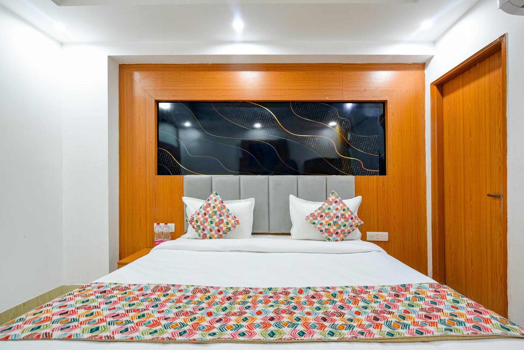 Airport Hotel Kiara - New Delhi Airport Εξωτερικό φωτογραφία