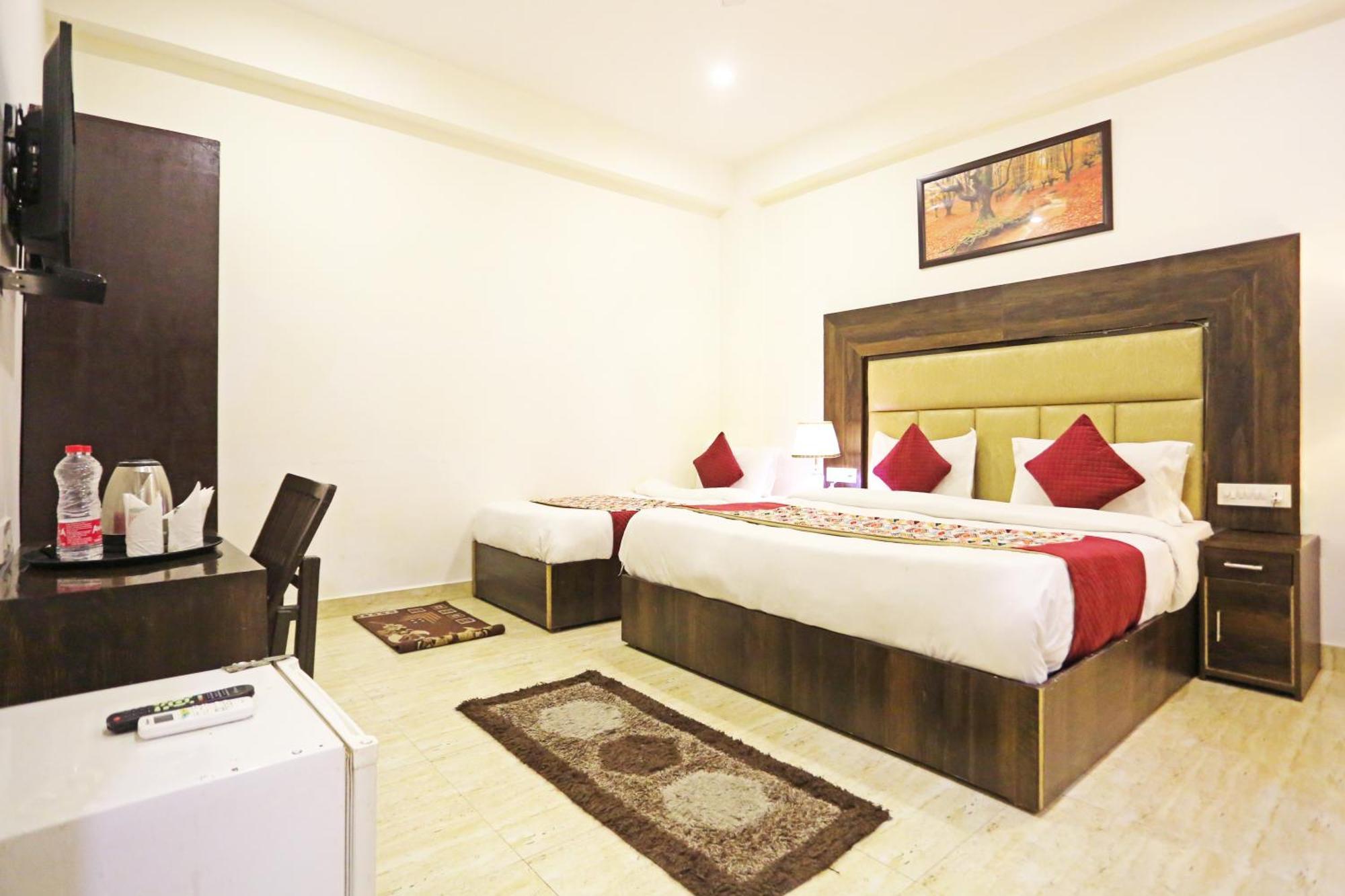 Airport Hotel Kiara - New Delhi Airport Εξωτερικό φωτογραφία