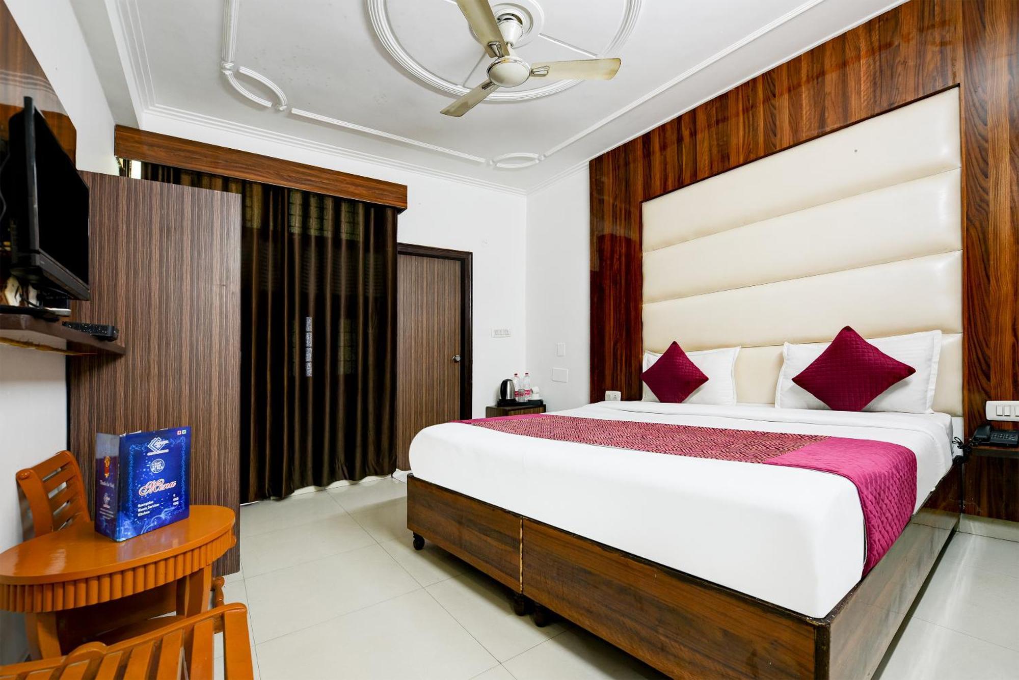 Airport Hotel Kiara - New Delhi Airport Εξωτερικό φωτογραφία