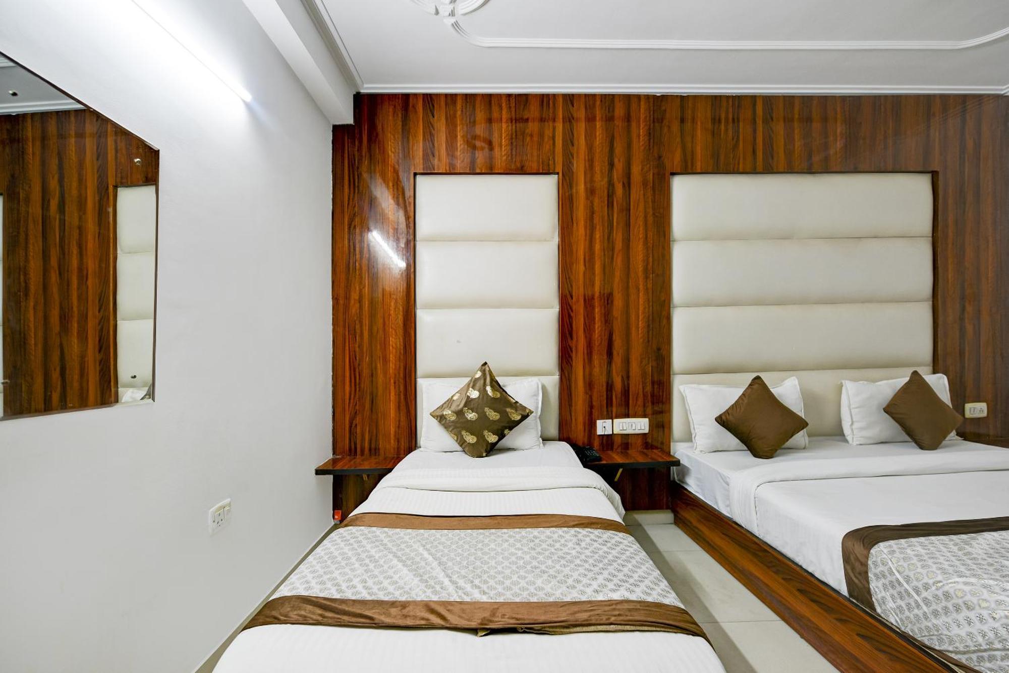 Airport Hotel Kiara - New Delhi Airport Εξωτερικό φωτογραφία