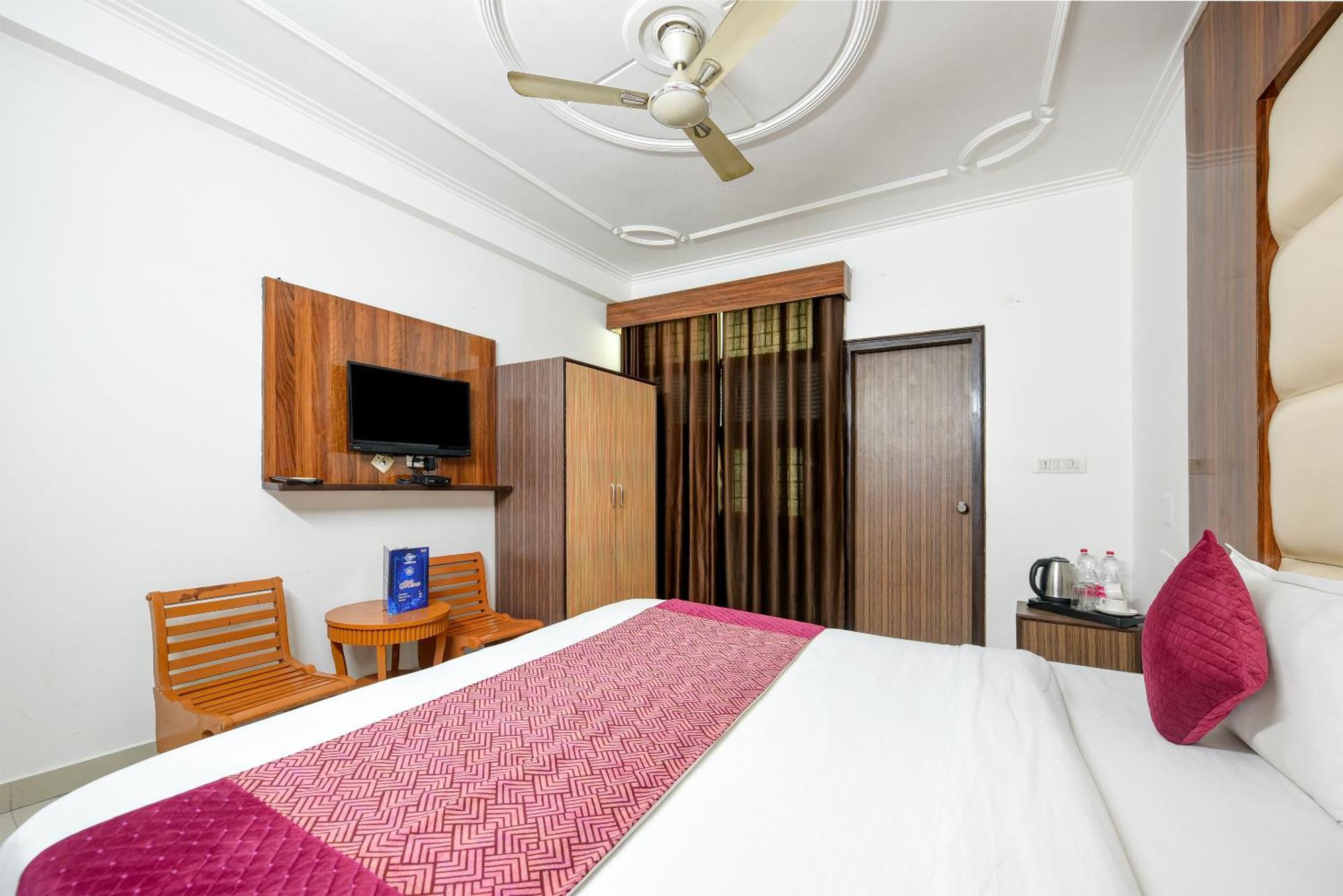 Airport Hotel Kiara - New Delhi Airport Εξωτερικό φωτογραφία